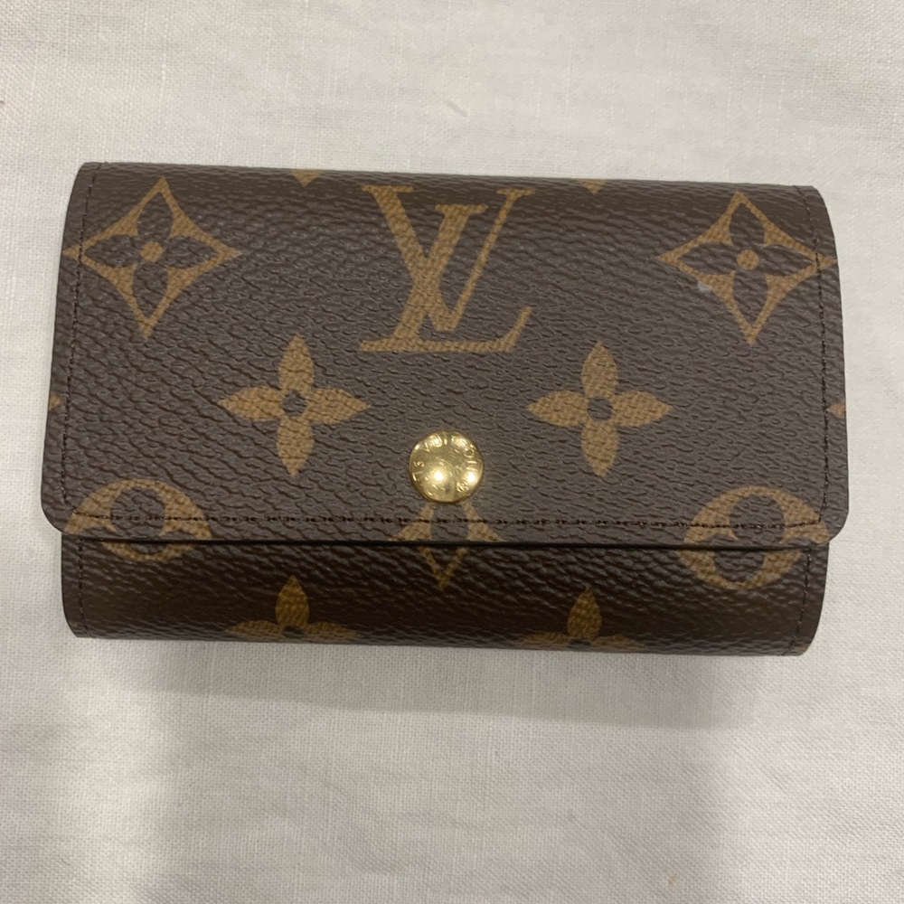 Louis Vuitton 6 key holder Monogram Canvas